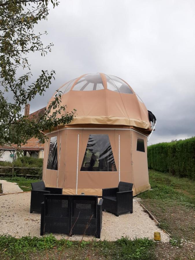 ホテル A L'Aube Des Sens Bailly-le-Franc エクステリア 写真